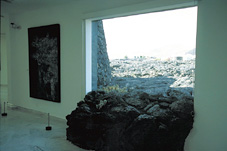 Manrique baute sein Haus in das Lavagestein Manrique baute sein Haus in das Lavagestein