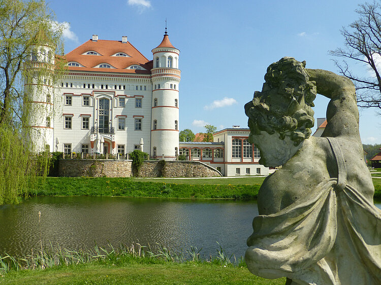 Schloss Wojanów (Schildau)