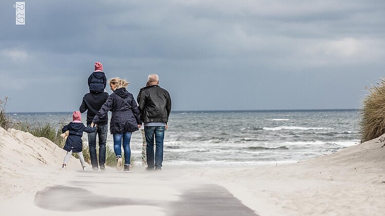 Familie am Strand von Juist