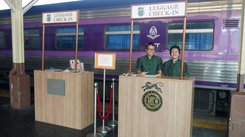 Checkin Eastern Oriental Express Freundliches Check-in