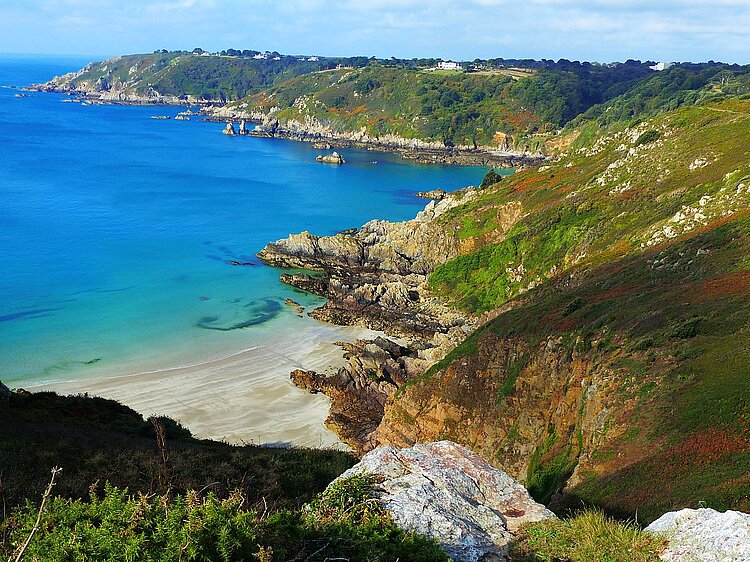 Insel Guernsey Sandstrand und Bucht