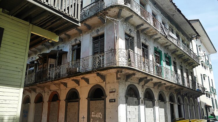 Verfallendes Gebäude Panama City